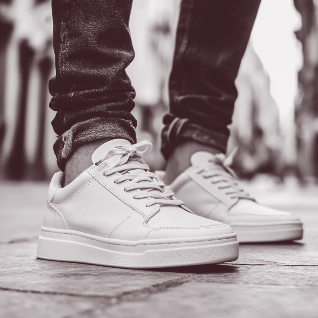 FOOTWEAR
